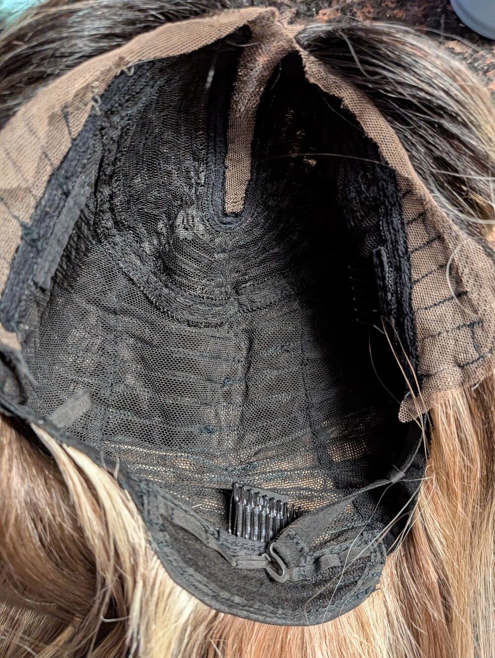 MADISON Nels Wig T Part Long Layered Wig - Picture 3 of 3
